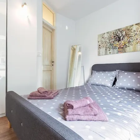 Apartment - 50 Meters From Sea