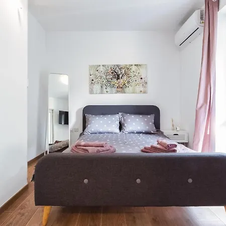 - 50 Meters From Sea Apartment *