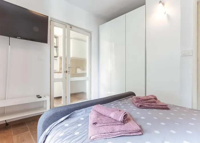 - 50 Meters From Sea Apartamento Poreč